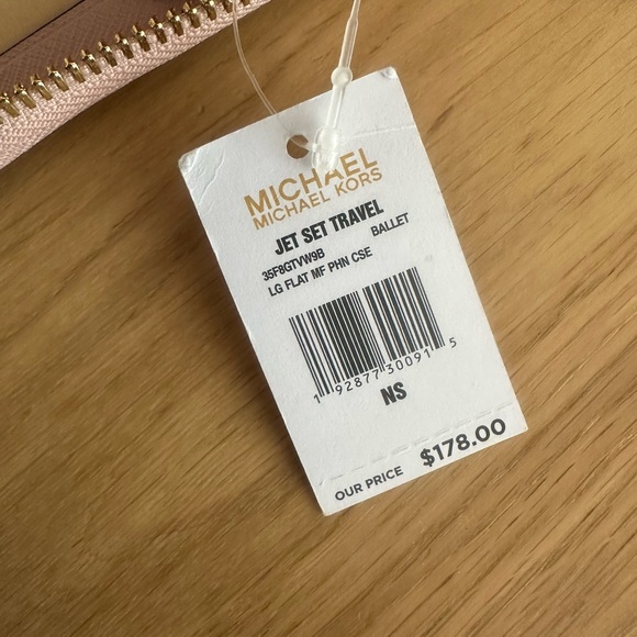 Michael kors Wristlet wallet - Picture 6 of 10